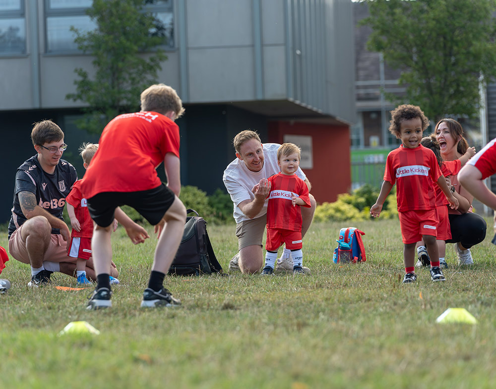 Little Kickers students and coaches