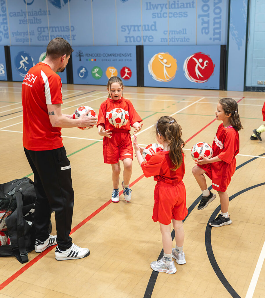 Little Kickers students and coaches